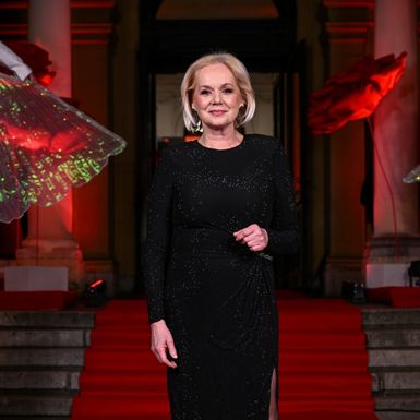 Ksenija Pajić u crnoj toaleti sa šljokicama na Večernjakovoj ruži 2026. - 3