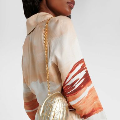 Torba u obliku oraha s potpisom brenda JW Anderson