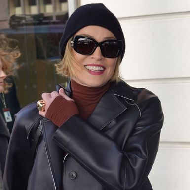 Sharon Stone u šarenim najlonkama - 6