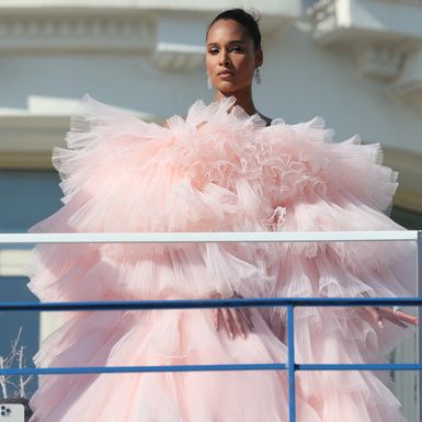 Cindy Bruna u hotelu Martinez 2023.