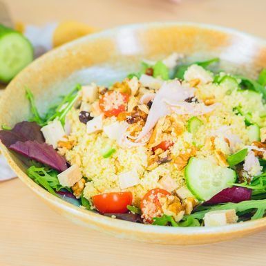 Salata s purećom šunkom, kus-kusom i grožđicama - 5