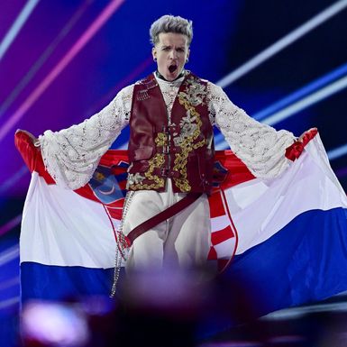 Baby Lasagna osvojio je nagradu You’re A Vision Award za najbolji kostim na Eurosongu 2024. - 5