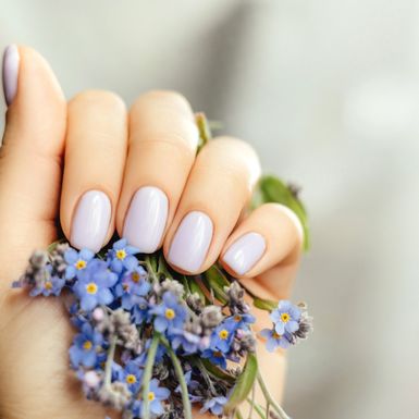 Ljubičaste manikure