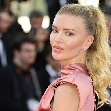 Nera Lešić na crvenom tepihu u Cannesu