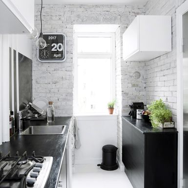 Ideje za uređenje uske kuhinje - 5