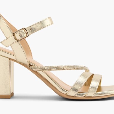 Deichmann, 19,99 eura