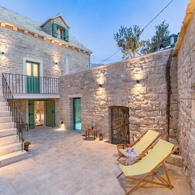 Casa Cava