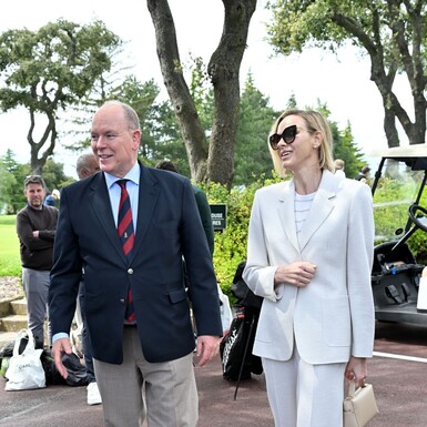 Princeza Charlene u odijelu i tenisicama