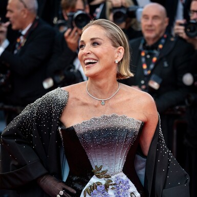 Sharon Stone u Miss Sohee haljini u Cannesu 2026.