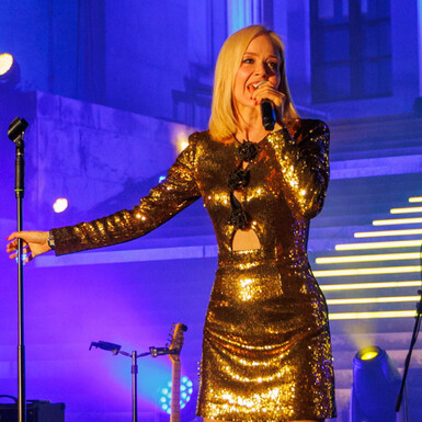 Jelena Rozga u zlatnoj mini haljini na gastronomskom eventu u Splitu - 5