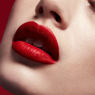 Ruž Stunna Lip Paint brenda Fenty Beauty by Rihanna