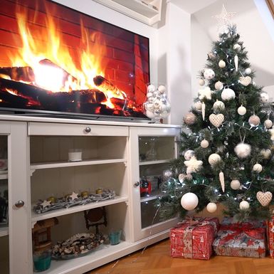 Božićni asortiman u Pevecu