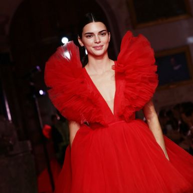 Manekenka Kendall Jenner u popularnoj haljini