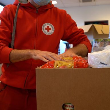 Donacije pomažu kako bi brojni imali hranu na svom stolu