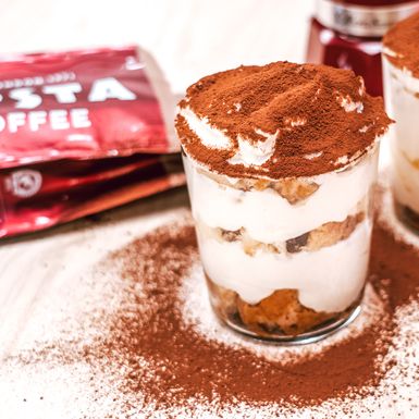 Zimski tiramisu s koricom naranče, panattoneom i Costa Coffee s čokoladnom aromom - 6