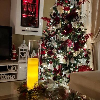 Predivno okićeno božićno drvce Anamarije Malenice iz Solina - 2