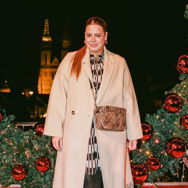 Lucija Lugomer u kaputu s resama iz trgovine Mango - 4