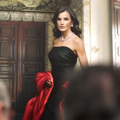 Kraljica Letizia u 76 godina staroj haljini Cristobala Balenciage