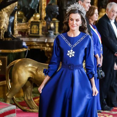 Kraljica Letizia u raskošnoj plavoj haljini