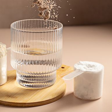 Kreatin je jedan od najpoznatijih i najistraženijih suplemenata u svijetu fitnessa i sporta