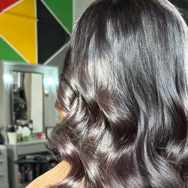 Boja kose sjajni espresso