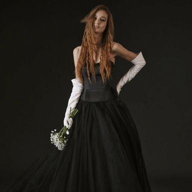 Crna vjenčanica iz linije Vera Wang Bridal