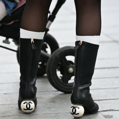 Čizme modne kuće Chanel na zagrebačkoj špici