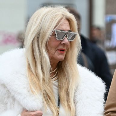 Dama iz Zagreba s torbom Mini Hector koju potpisuje Thom Browne