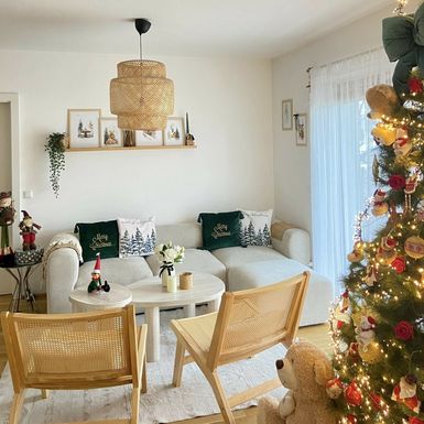 Božićno uređenje stana Monike Avdiji - 11