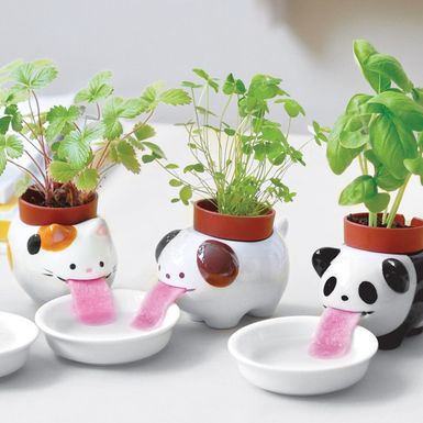 Keramičke životinje pobrinut će se za hidrataciju biljke