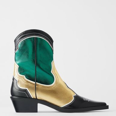 Zara, 899 kuna