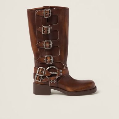 Čizme modne kuće Miu Miu