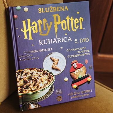 Kuharica sadržava recepte za 12 predjela, 16 glavnih jela, 10 slastica i pet napitaka - 3