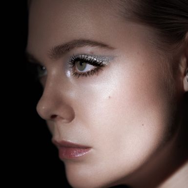 Telescopic Lift ispunjava želje svih onih koji maštaju o dugim i podignutim trepavicama