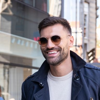 Muškarac sa špice u kombinaciji koja uvijek prolazi