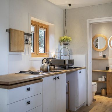 Jako mala kuća uređena savršeno - 1