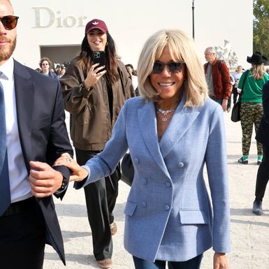 Brigitte Macron u plavom izdanju na Tjednu mode u Parizu