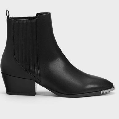 Bershka, 229 kuna