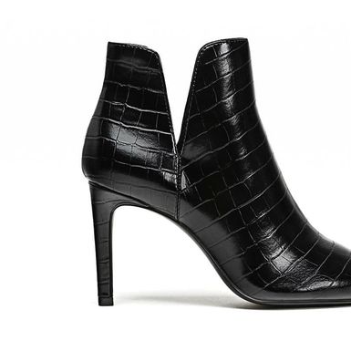 Stradivarius, 229 kuna