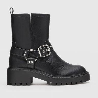 Stradivarius, 39,99 eura