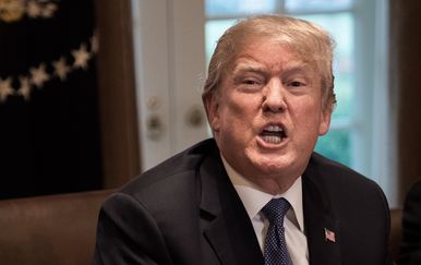 Vulgaran ispad Trumpa! Izvrijeđao poznatog voditelja: "Trebalo bi ga odmah uspavati"