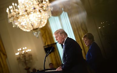 Predsjednik SAD-a Donald Trump i njemačka kancelarka Angela Merkel (Foto: AFP)
