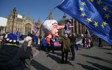 London: Političari dolaze u Downing street na raspravu o brexitu (Jonathan Brady/Press Association/PIXSELL)