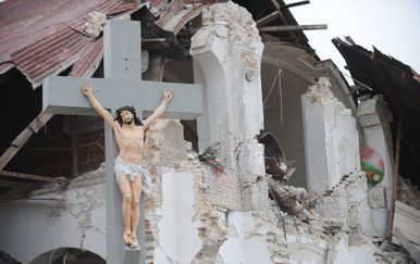 Srušena crkva, Ilustracija (STAN HONDA / AFP)