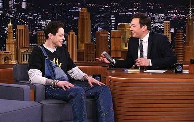 Pete Davidson na The Tonight Showu (Foto: Instagram)