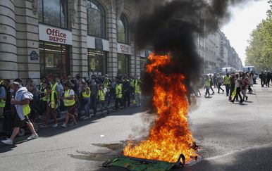 Prosvjed \'\'žutih prsluka\'\' (Foto: AFP)