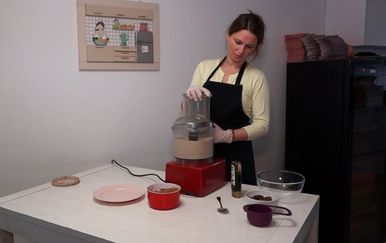 Žene iz korporacija prešle u privatne vode (Foto: Informer) - 3