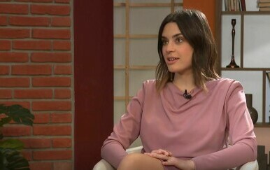 Mia Dimšić - 3