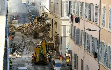 Urušila se zgrada u Marseilleu - 2
