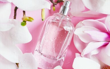 Parfem s magnolijom